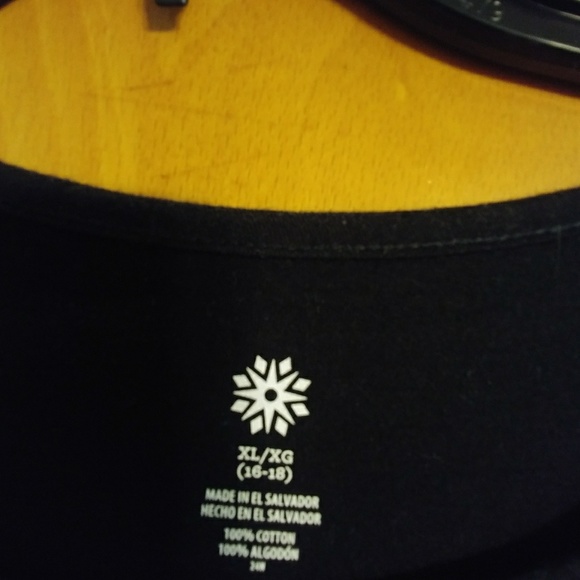 Ladies black top - Picture 4 of 8